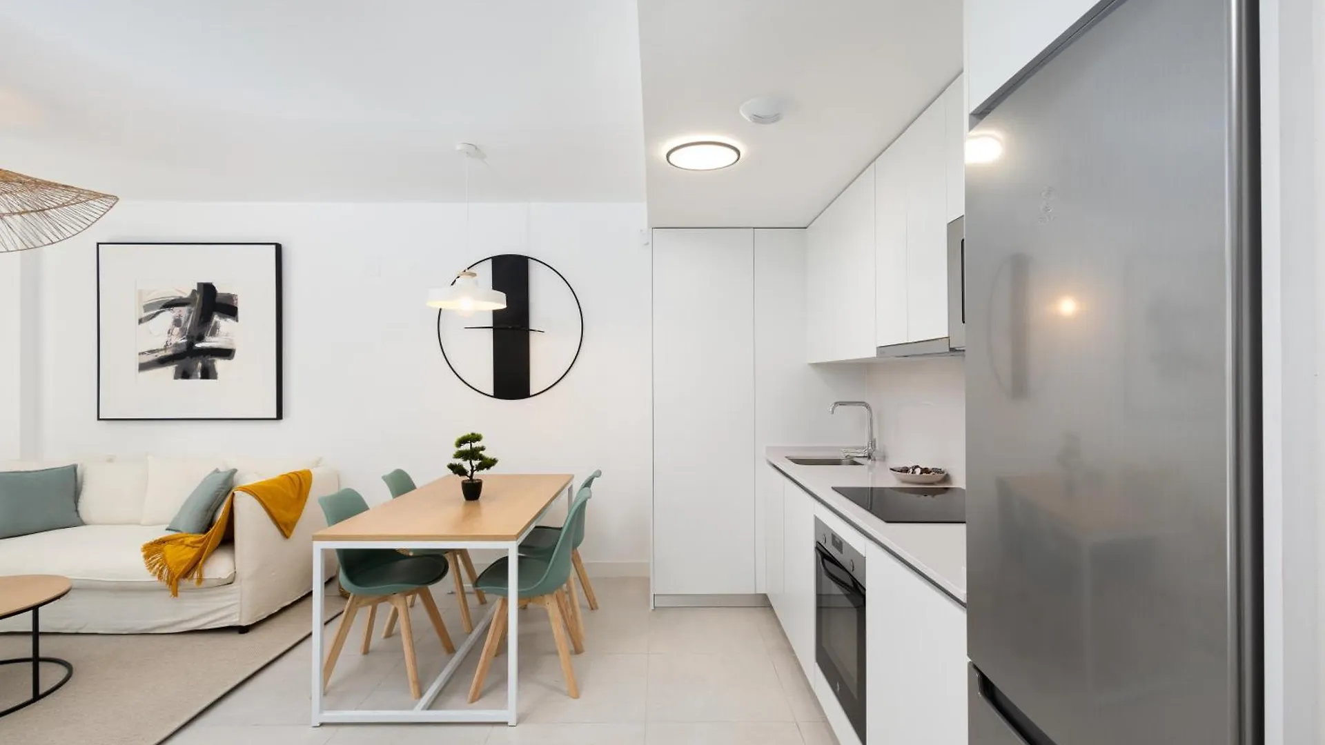 Apartamento Urban Comfort - Pool & Parking Málaga