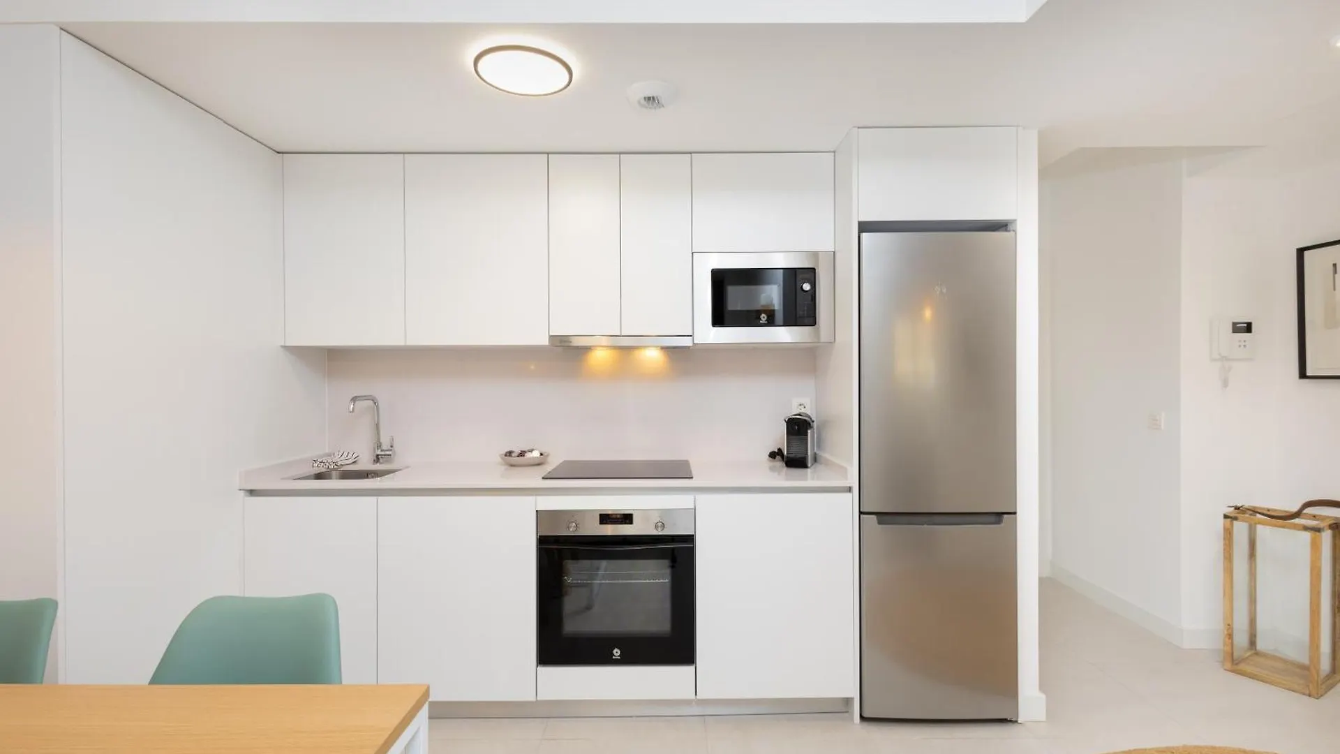 Urban Comfort - Pool & Parking Málaga Apartamento